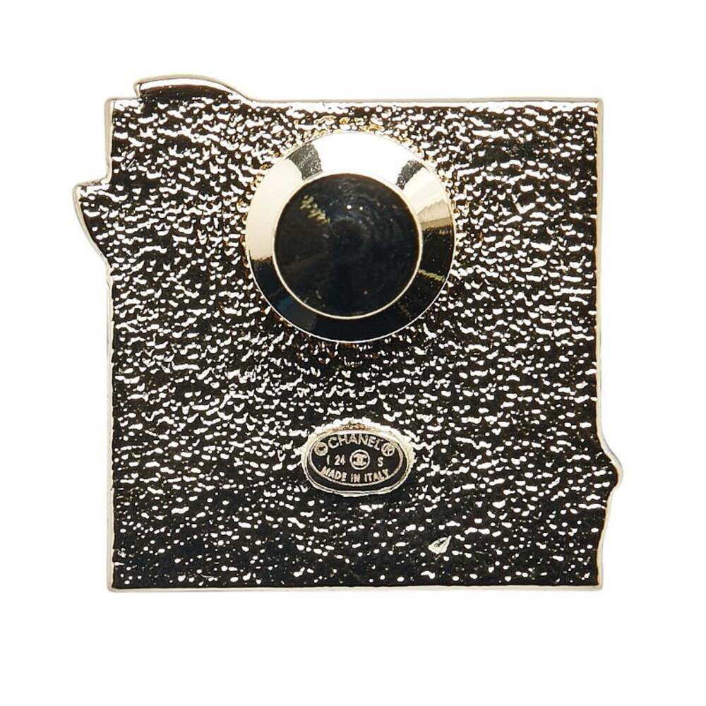 CHANEL Authentic Gold Logo Brooch - Picture 2 of 4